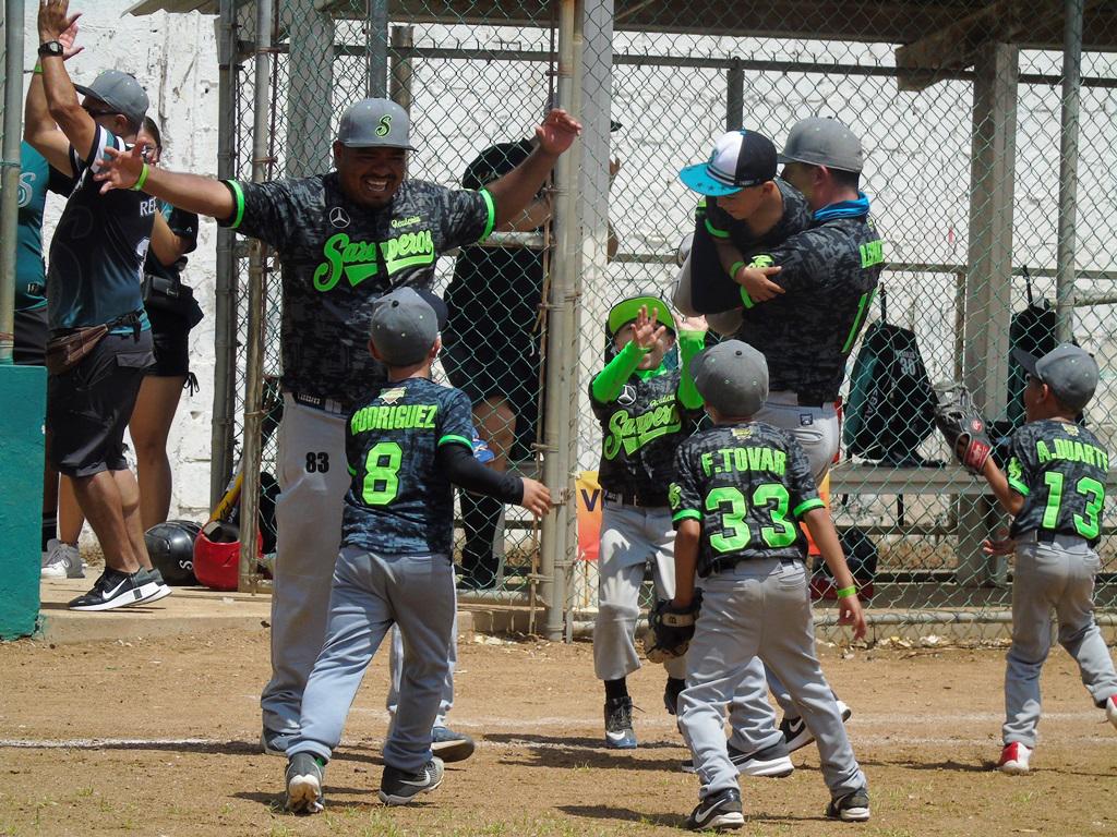 $!Liga Quintero-Mazatlán cae apretadamente ante SLP en el Mazatlán Baseball Tournament