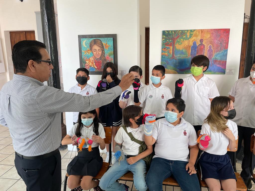 $!Descubren alumnos de la primaria Ruperto L. Paliza un mundo fantástico en Casa Achoy