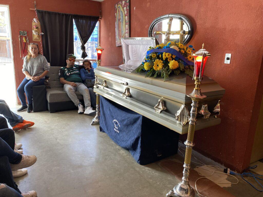 $!‘Lo vamos a extrañar mucho’: despiden a Ismael; detienen a tres acusados de matar al fotoperiodista