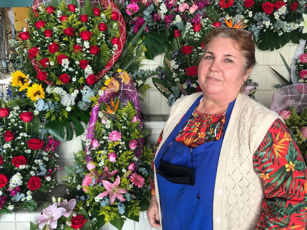 $!Los Mendoza Leva, ejemplo de esfuerzo para salir adelante con la venta de flores