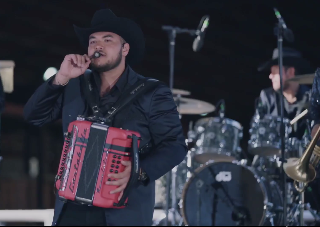 $!Presenta Calibre 50 a su quinto integrante, Ángel Saucedo