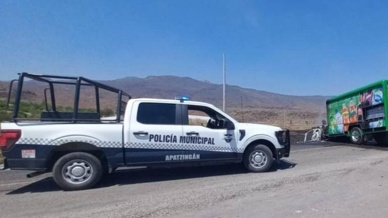 Bloqueos registrados en Michoacán, Guanajuato y Jalisco fue por confrontación de grupos delictivos, dicen Claudia Sheinbaum y Omar García Harfuch.