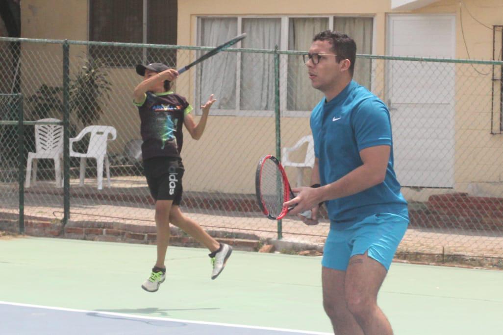 $!Sebastián Arévalo y Carlos Gamboa