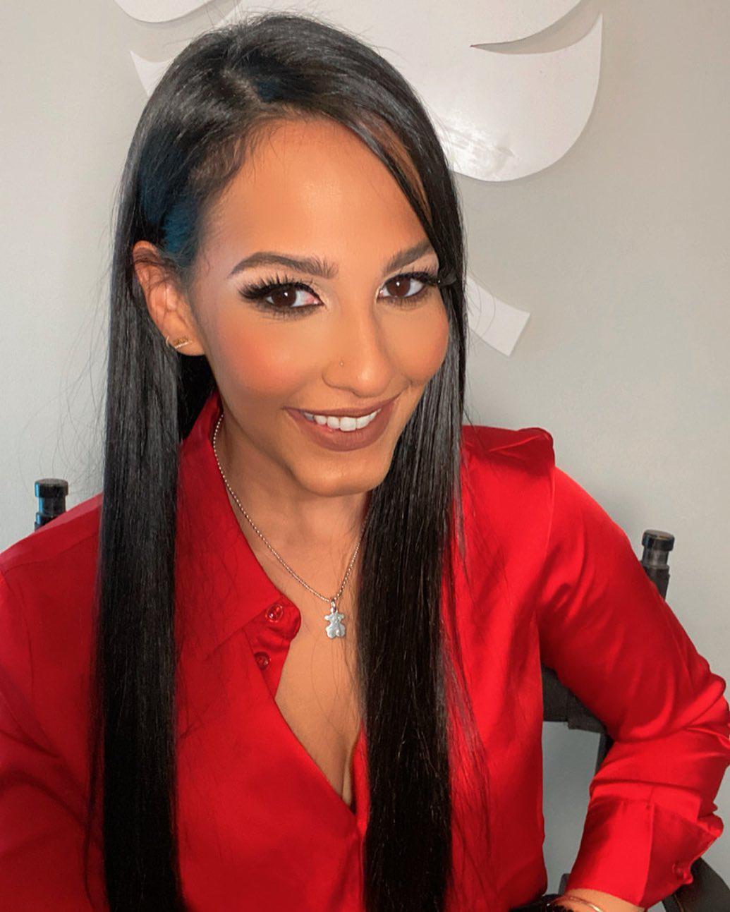 $!Mariel Colón, abogada del ‘Chapo Guzmán’ se lanzó como cantante