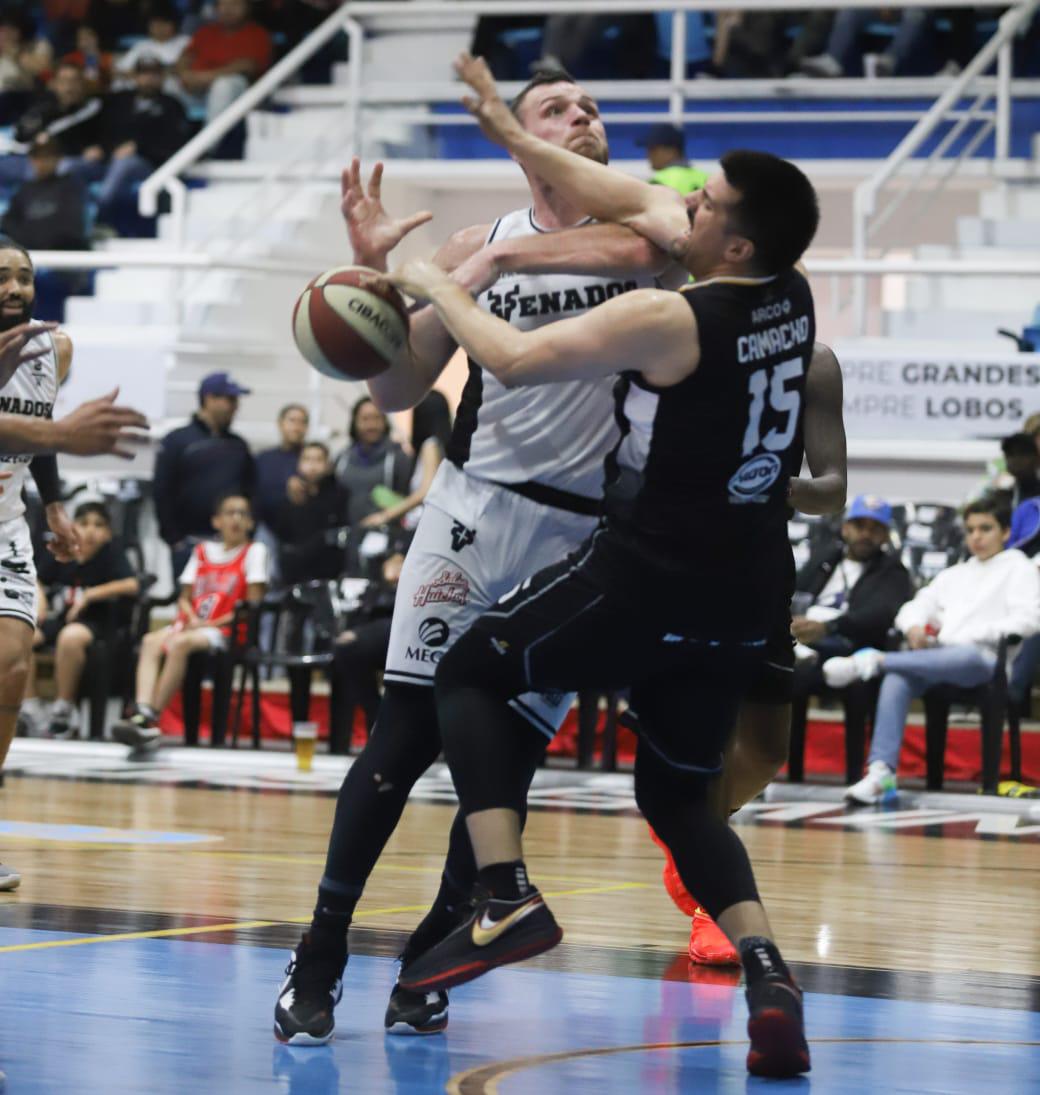 $!¡Rayos! Venados Basketball cae en el primero de la serie