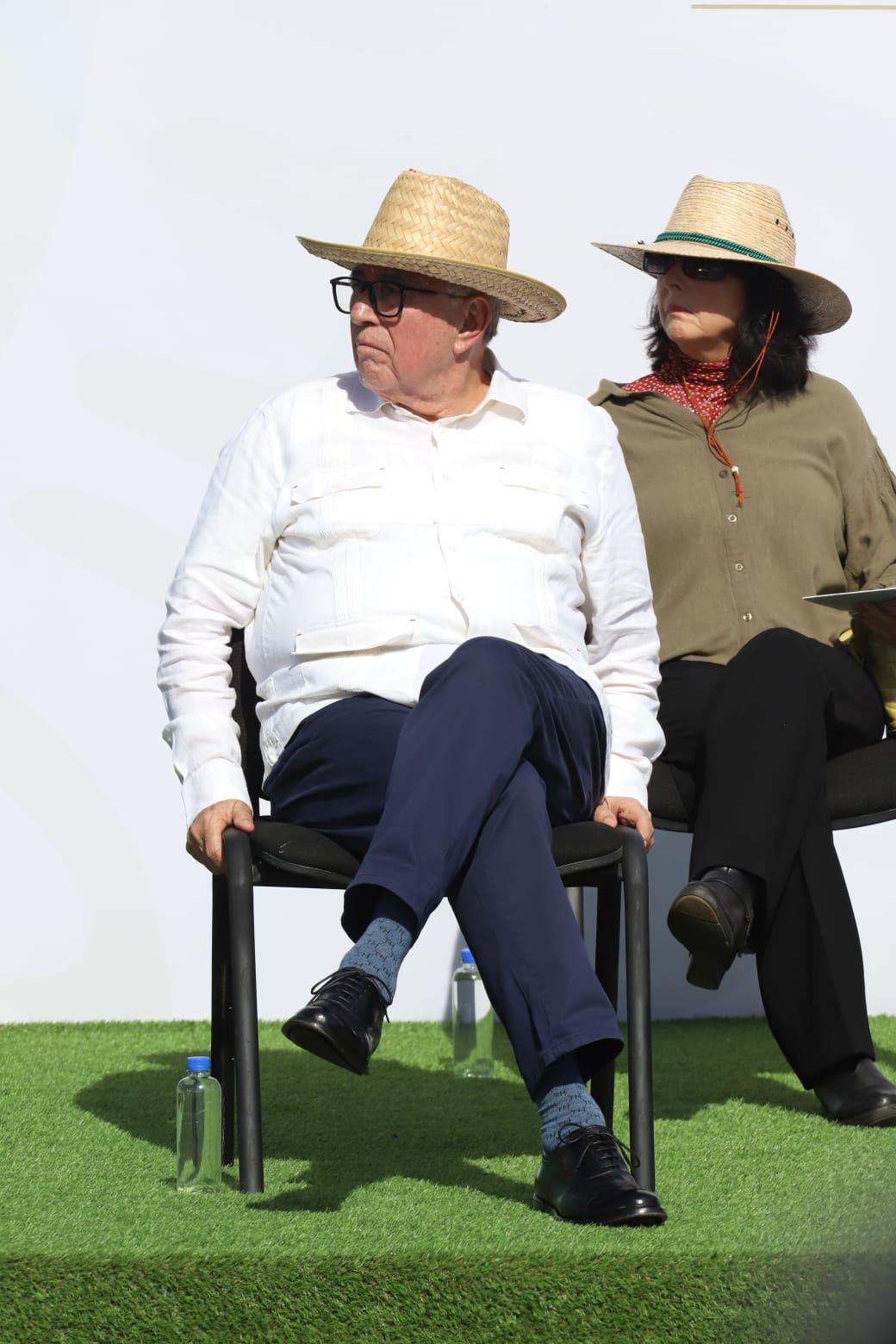 $!Destaca Rocha obras hidroagrícolas y de agua potable para el sur de Sinaloa y carreteras a Texas
