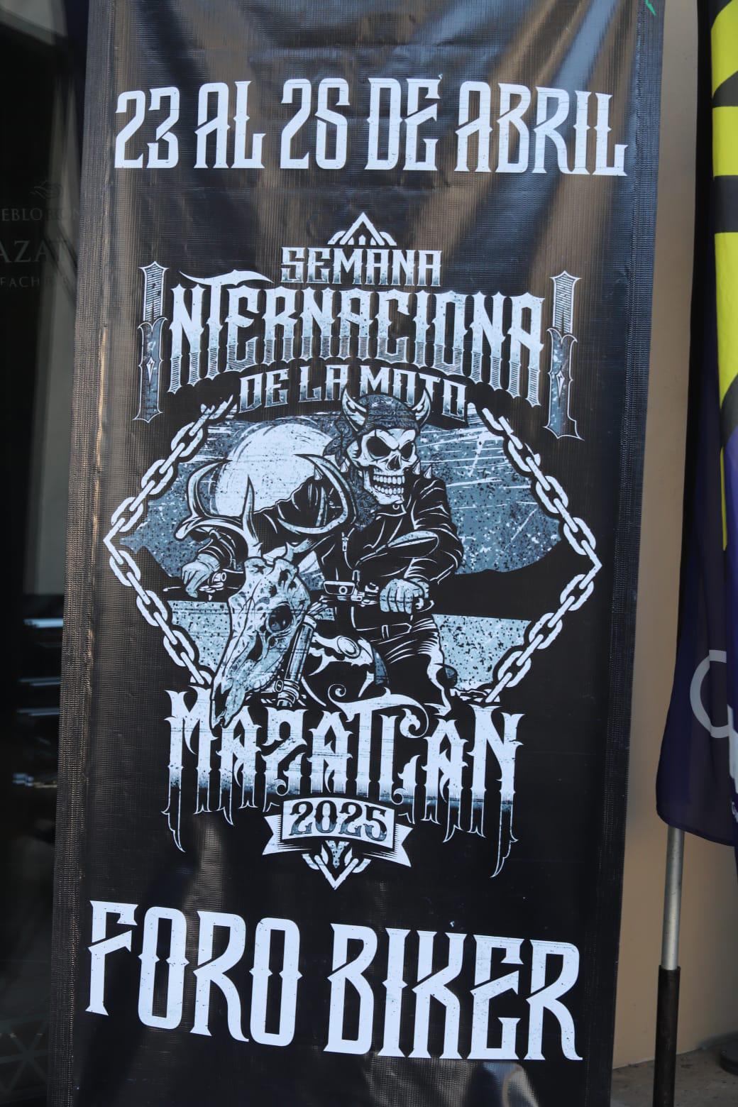 $!Regresa el tradicional desfile de la Semana Internacional de la Moto por el malecón