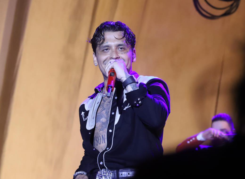 $!Una gran fiesta para celebrar el amor y desamor, con el auténtico sello de Christian Nodal.