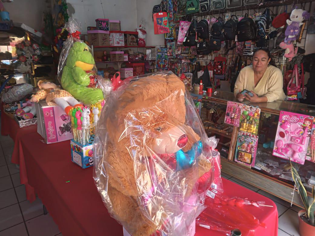 $!Comerciantes en Rosario reportan una baja en las ventas del 14 de febrero
