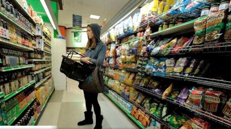 La inflación de Estados Unidos pega en combustibles y alimentos.