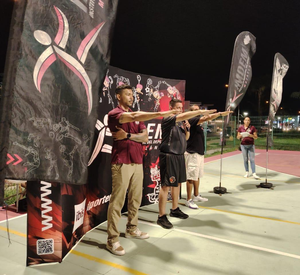 $!Inauguran Cuarta Edición de la Liga de Baloncesto Parque Lineal
