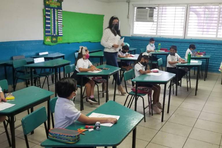 Hay 611 escuelas con daños por huracán, y solo regresó el 84% de las que se convocaron para clases presenciales, informa Sepyc