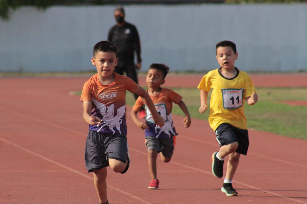 $!Jesús Labrador domina los 5K del Serial de Atletismo Imdem