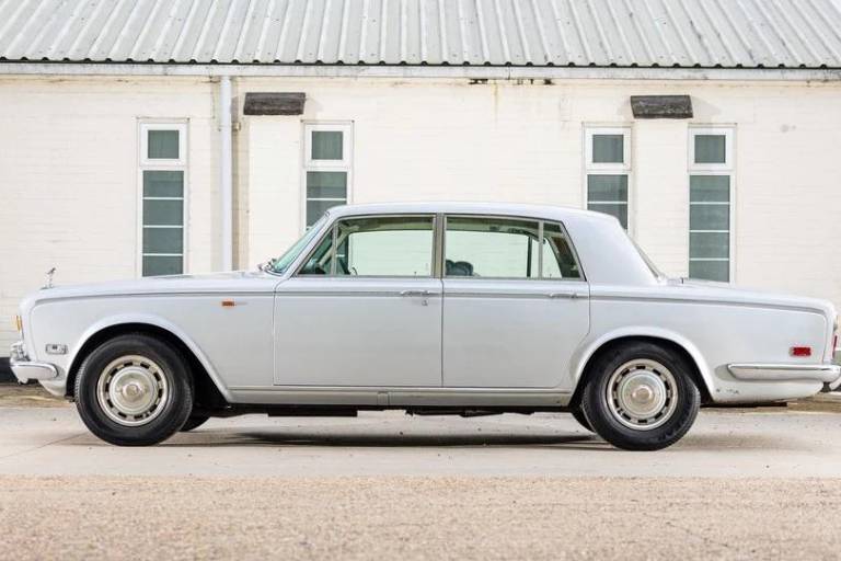 Subastan el Rolls-Royce de Freddie Mercury, a beneficio de Ucrania