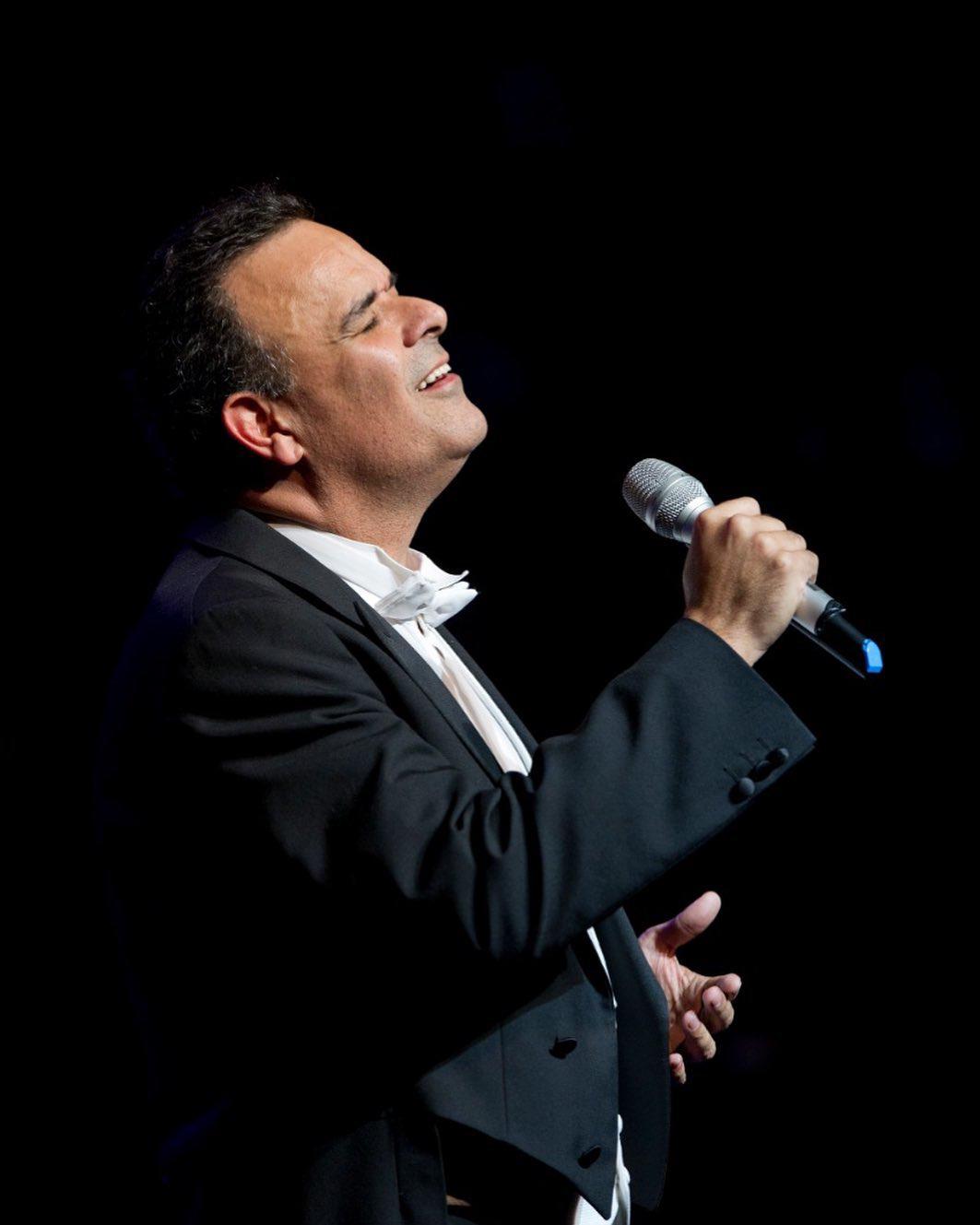 $!De la Mora llegará a Mazatlán este lunes 5 de febrero, para afinar los detalles del concierto.