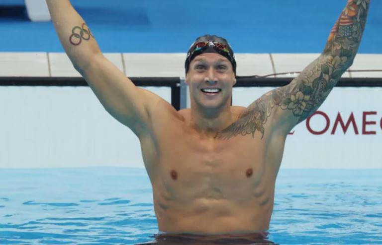 El estadounidense Caeleb Dressel, oro en 100 m estilo libre y consigue récord olímpico
