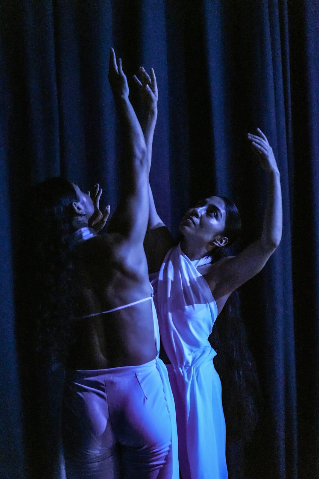 $!La coreografía se centró en temas como el dolor, meditación, el hambre y el reflejo.