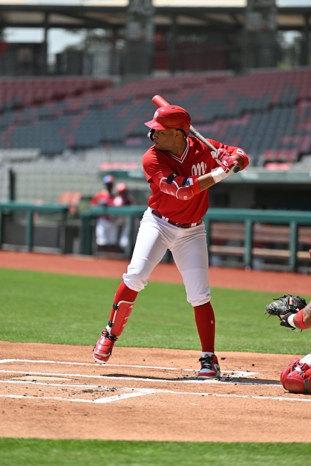 $!Robinson Canó participa en su primer juego de pretemporada con Diablos Rojos del México