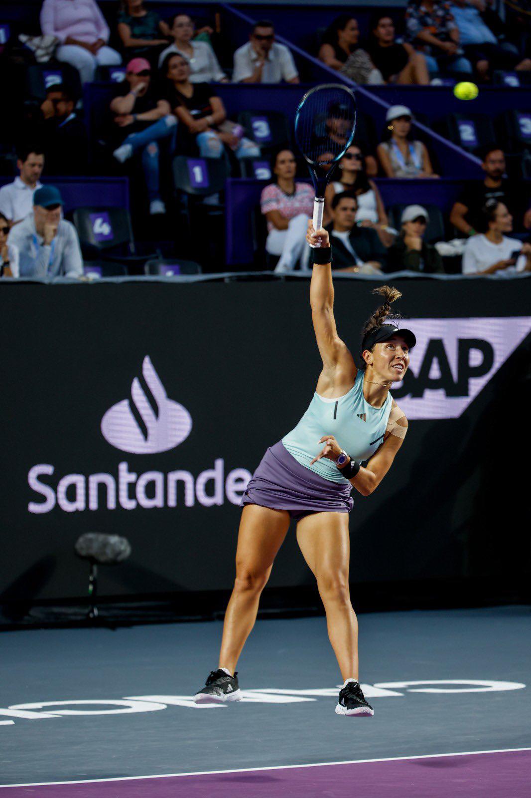 $!Pegula asegura su lugar en la final de Cancún con victoria ante Gauff