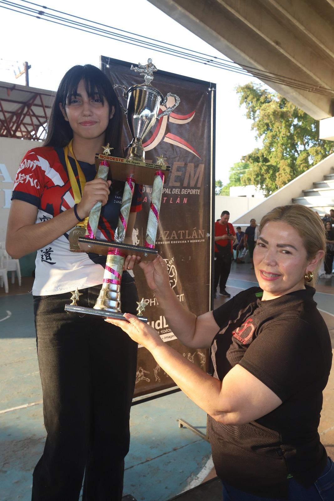 $!Reconocen a lo mejor de la edición 25 de la Copa Datemex de Karate