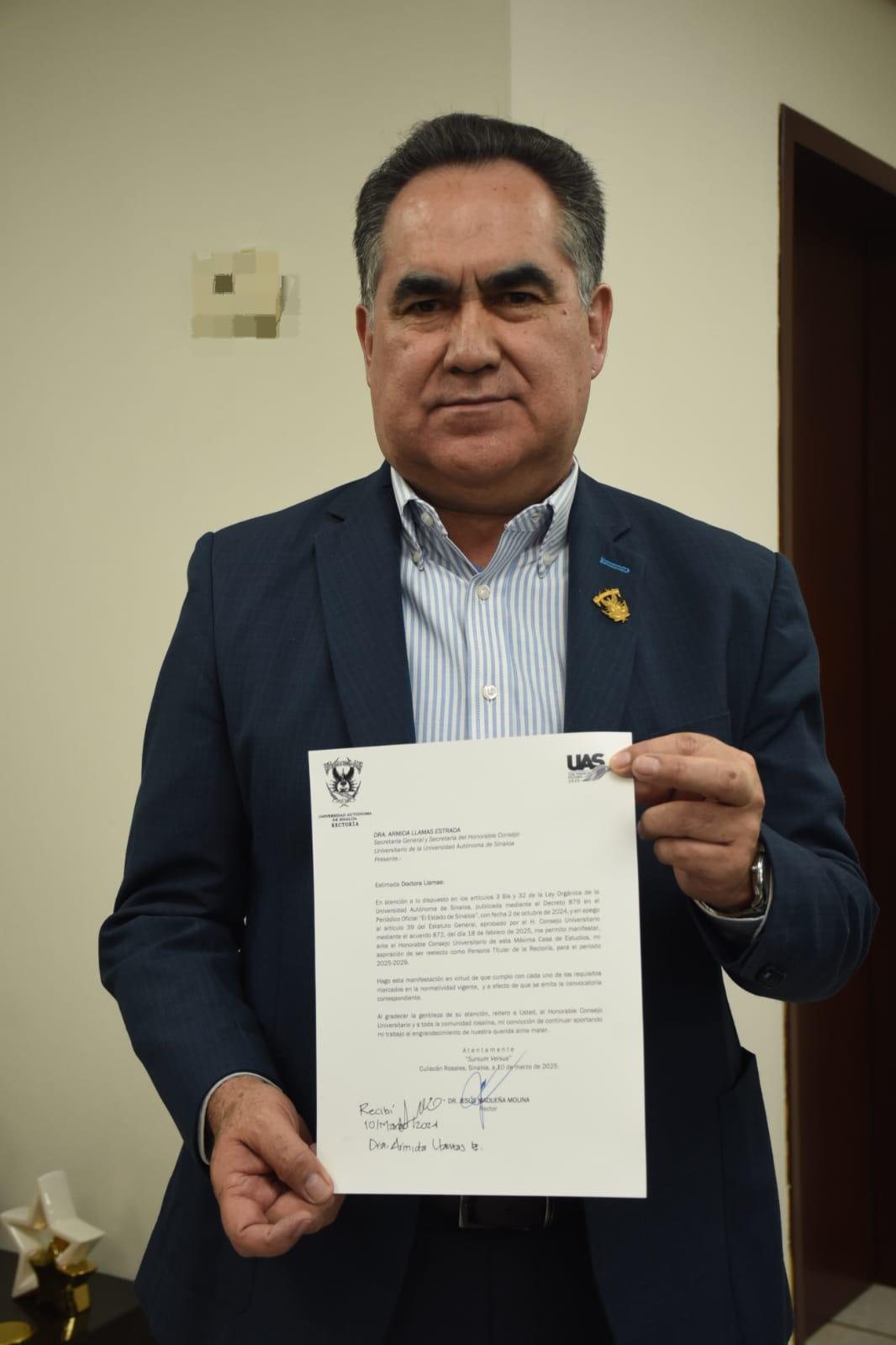 $!Tras separación del cargo y acuerdo reparatorio, solicita Madueña reelegirse