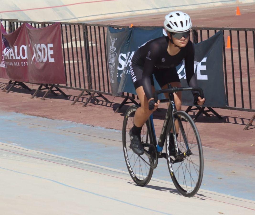 $!Los hermanos Enciso y Diana Álvarez dominan el velódromo de Culiacán