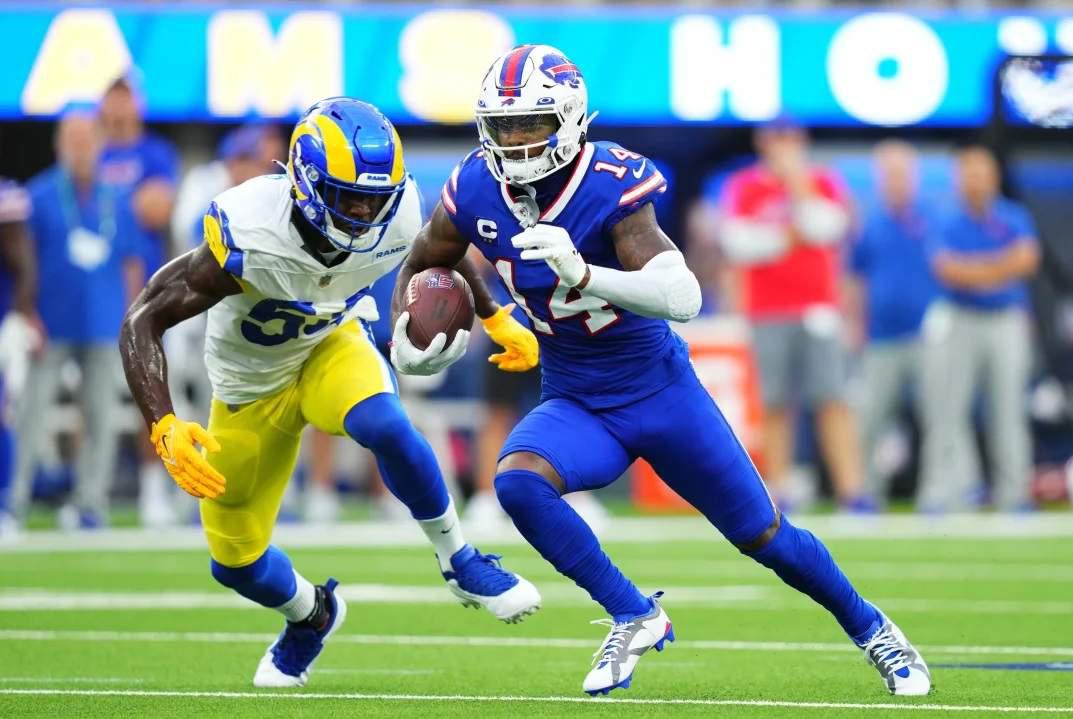 $!Los Bills de Buffalo aplastan al campeón Rams al arrancar la temporada de la NFL