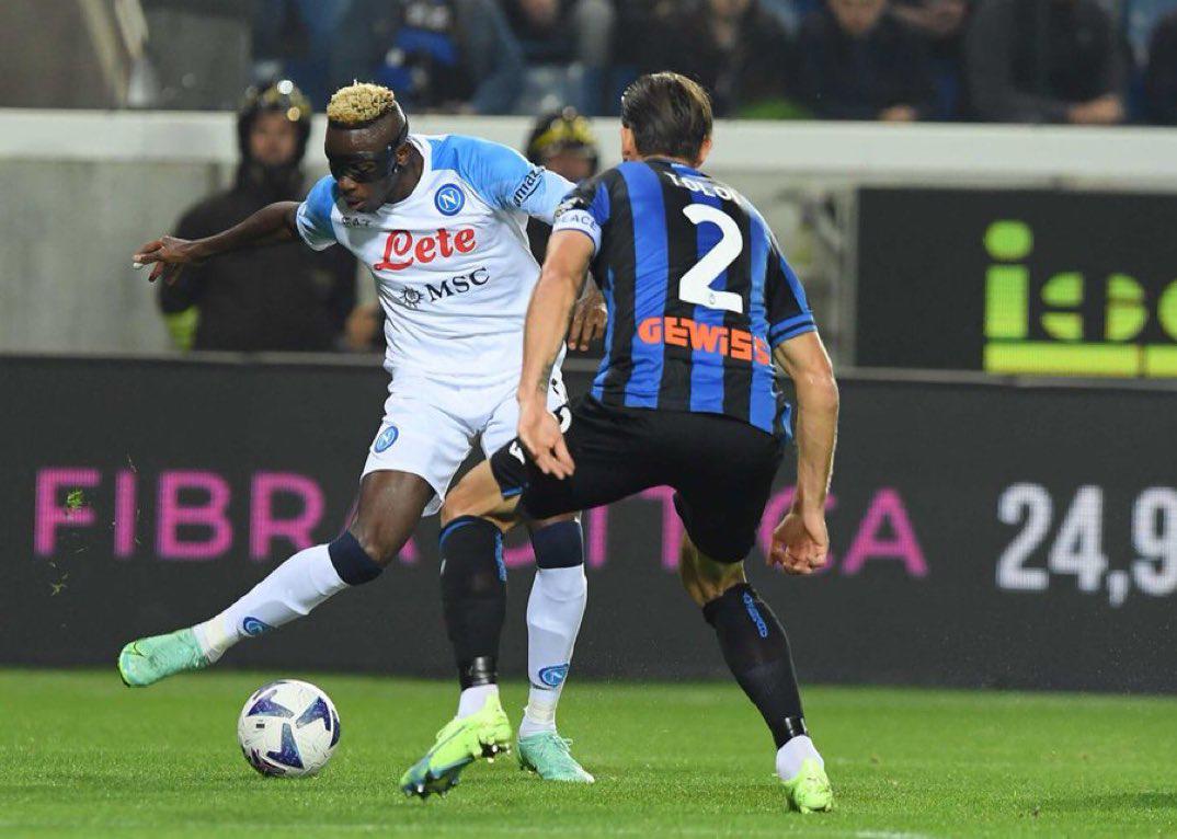 $!‘Chucky’ Lozano y el Napoli siguen firmes en la cima de la Serie A