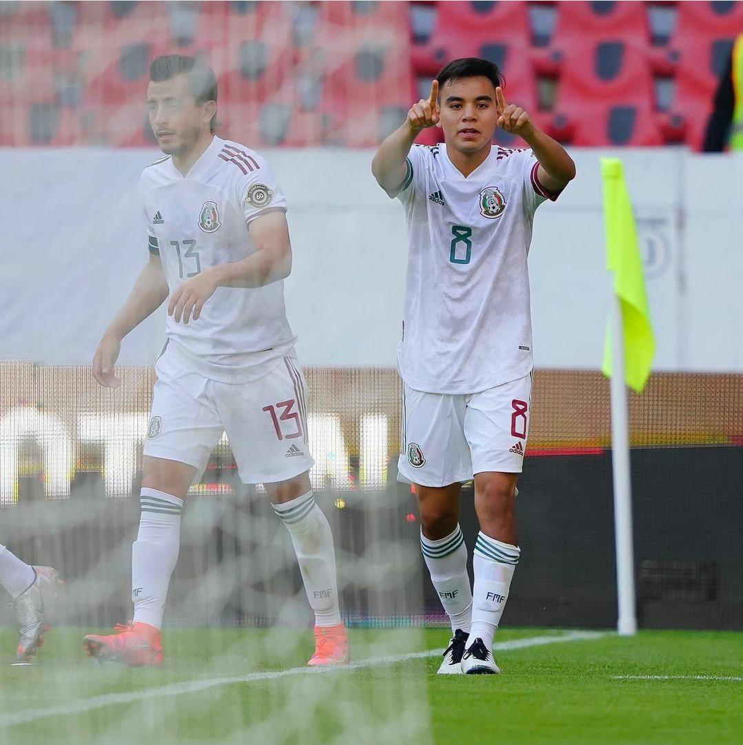 $!Sebastián Córdova luce en el triunfo de México al iniciar Preolímpico de futbol