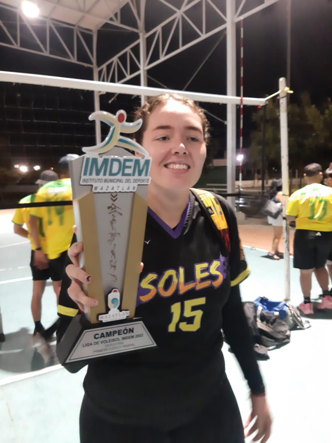 $!Redondean Club Soles y Wapas Team gran campaña con campeonato en Voleibol de Sala Imdem