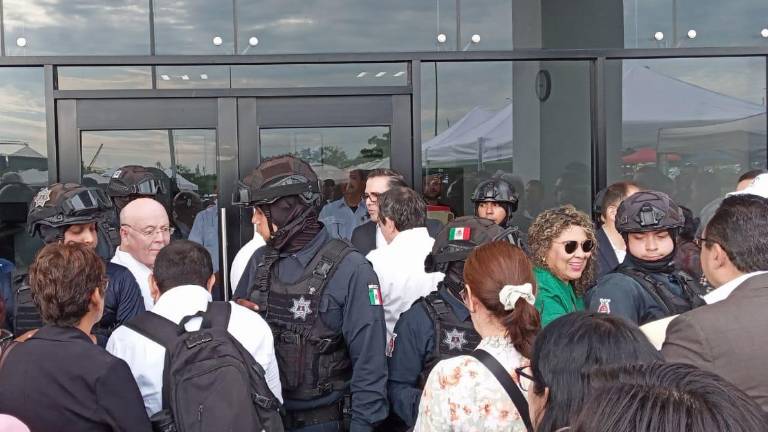 El Juez decidió resolver con la reprogramación de la audiencia para el día 13 de septiembre, a las 09:00 horas, en la misma Sala A.