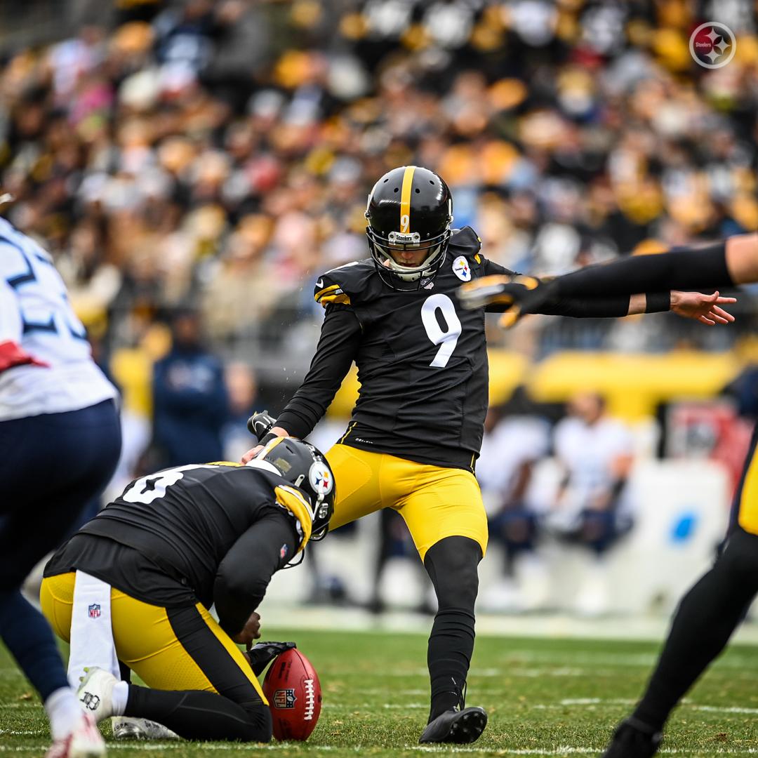 $!Los Steelers vencen a Titans y mantienen vivos sus sueños de playoffs