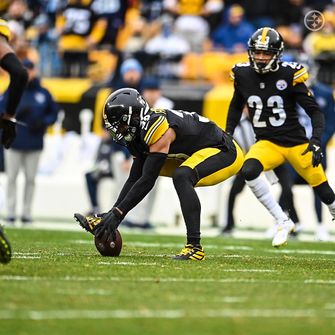 $!Los Steelers vencen a Titans y mantienen vivos sus sueños de playoffs
