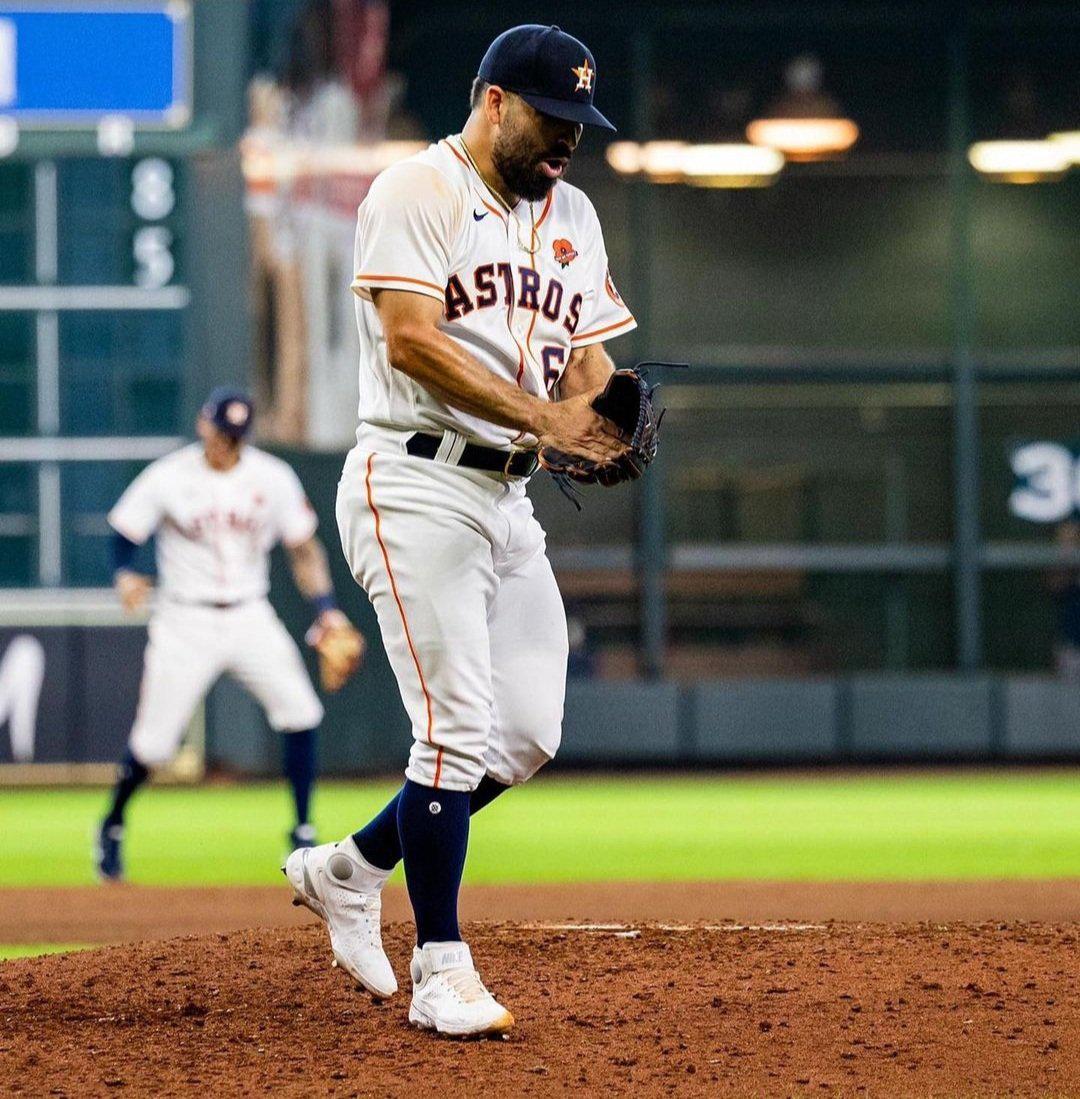 $!Urquidy sale sin decisión y Muñoz se lleva la derrota en triunfo de Astros ante Marineros