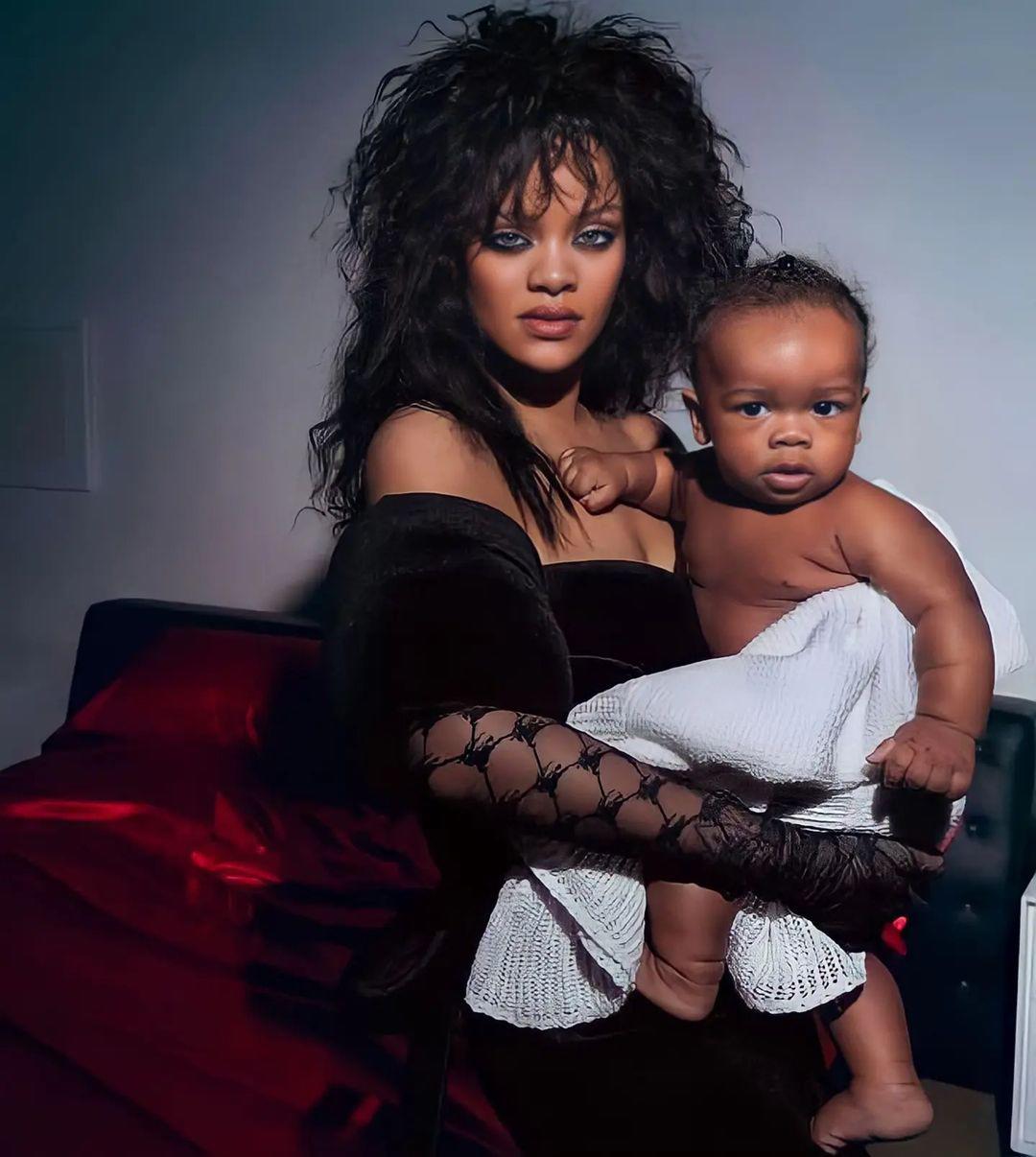$!Rihanna