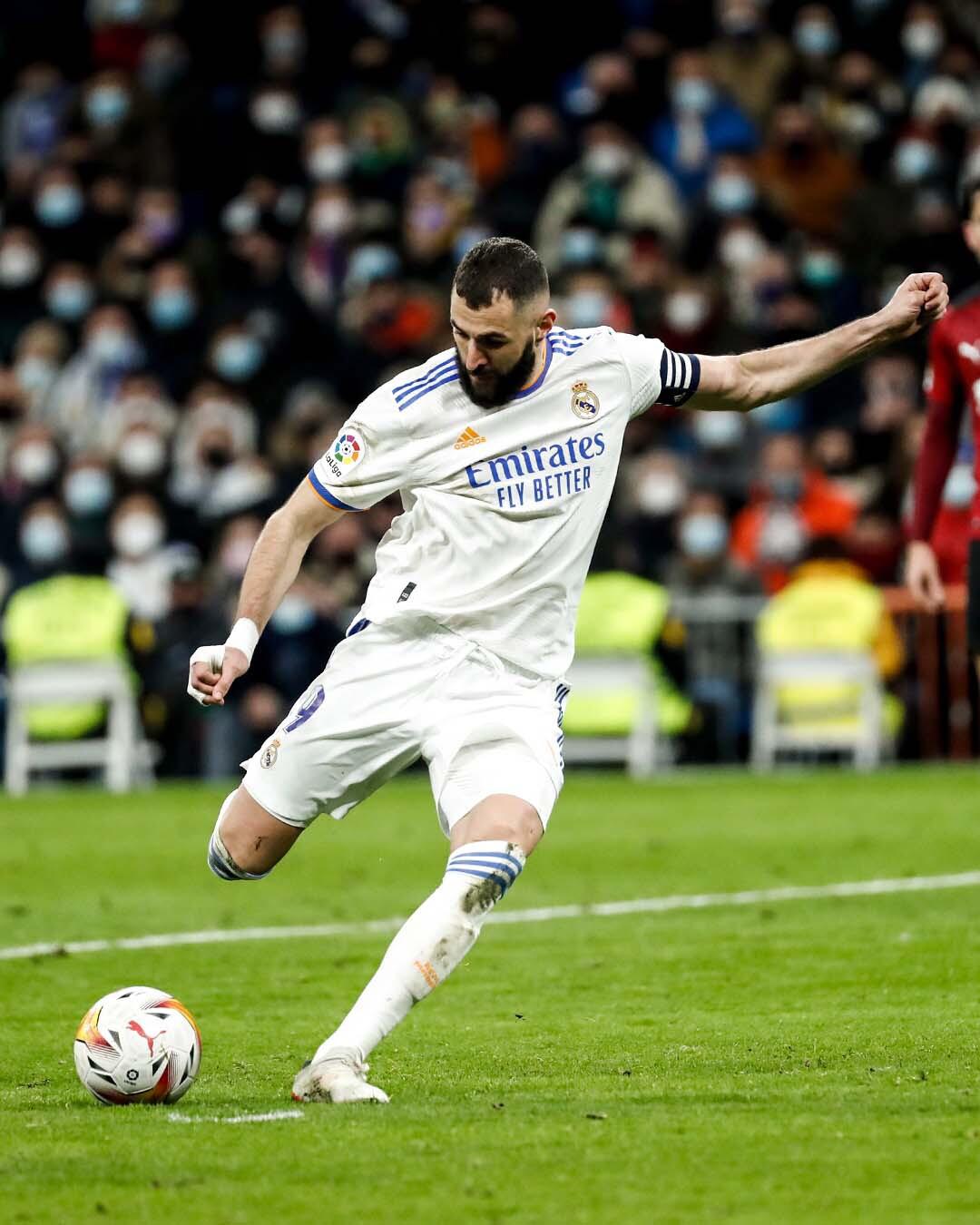 $!Real Madrid golea al Valencia para seguir con buena ventaja en la cima