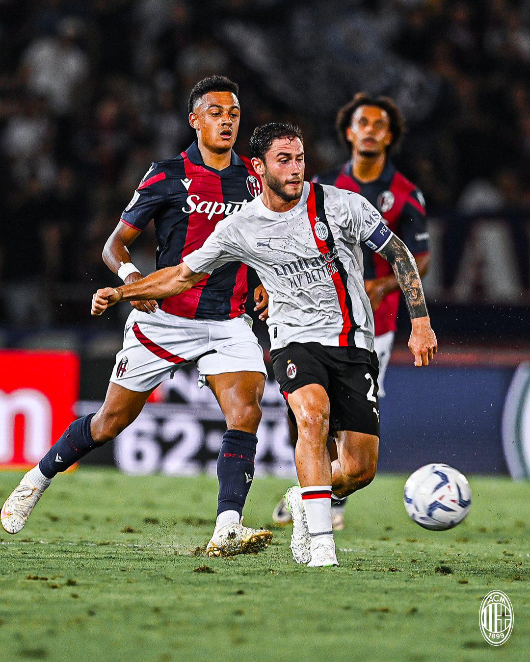 $!El Milan empieza con autoridad al vencer al Bolonia