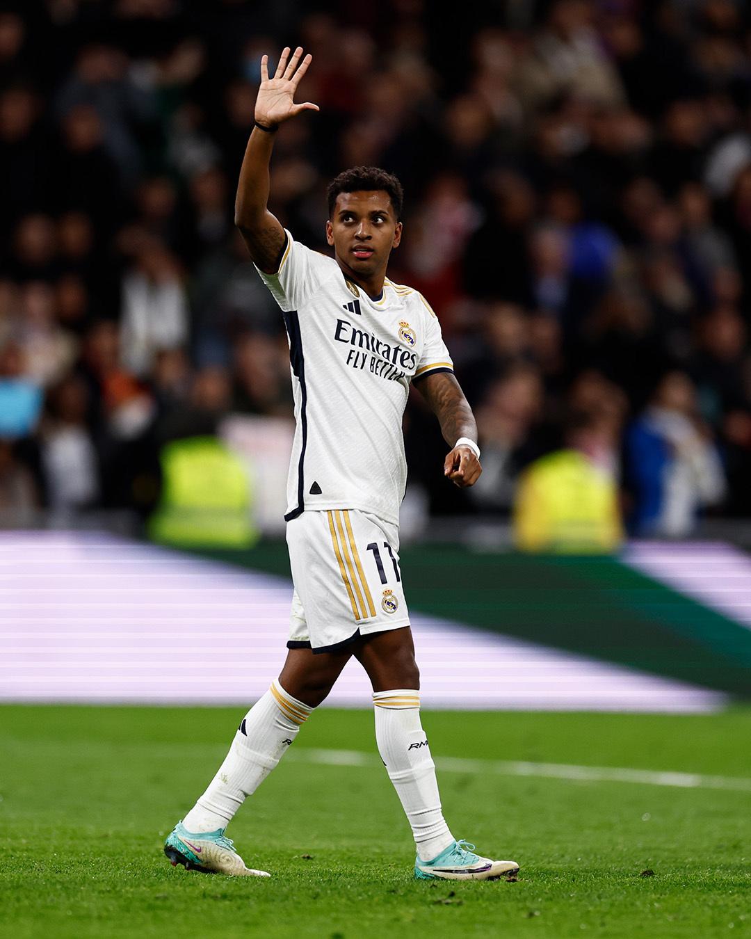 $!La precisión de Kroos y la inspiración de Rodrygo mantienen líder al Real Madrid