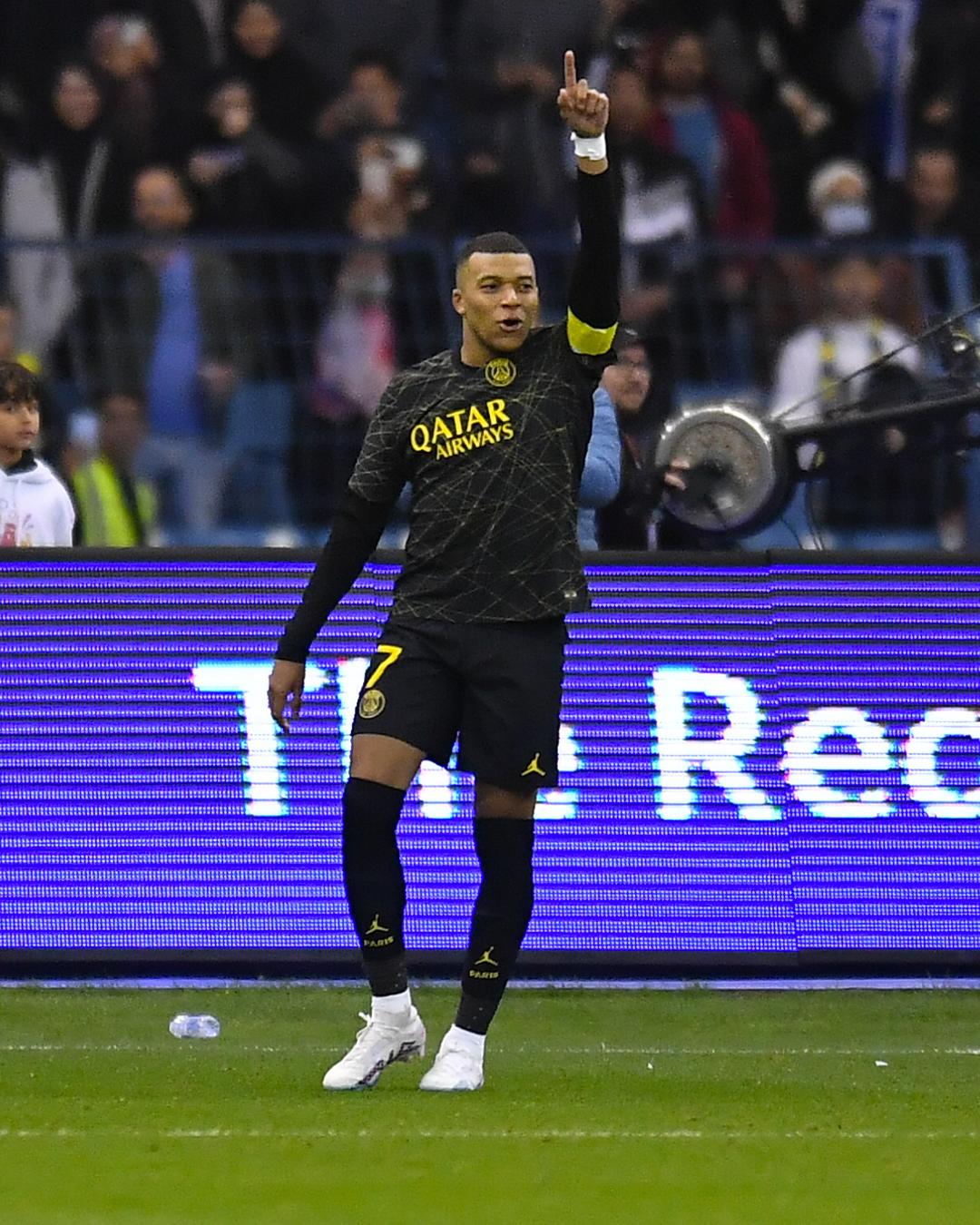 $!Cristiano, Messi y Mbappé se lucen con goles en Arabia Saudita