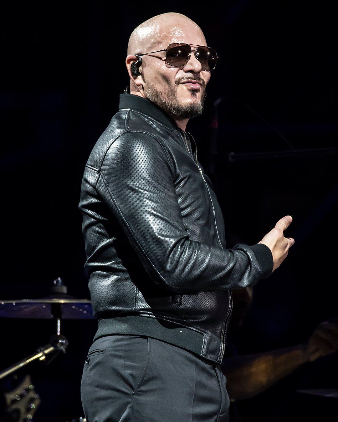 $!Pitbull.