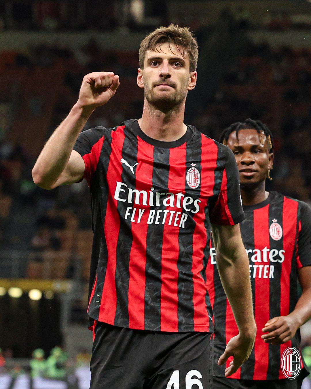 $!Milán vence al Monza en una amarga despedida en San Siro