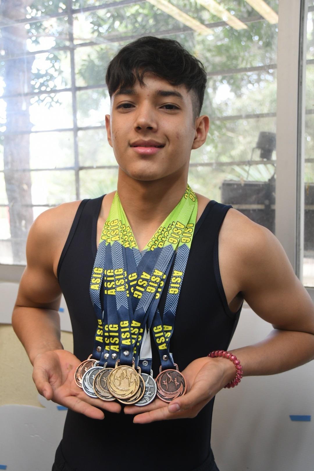 $!Estudiantes de la UAS, victoriosos en Campeonato Estatal de Gimnasia Artística Varonil