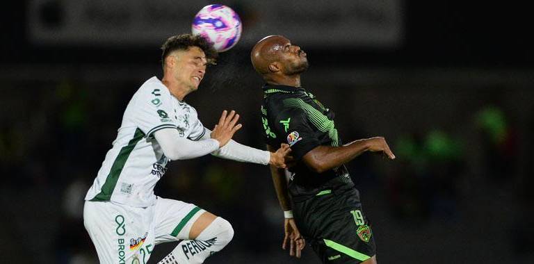 León gana sobre el final contra Juárez