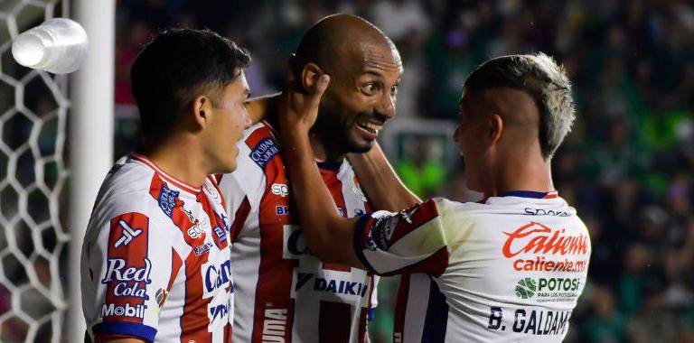 Atlético de San Luis gana 1-0 al León.