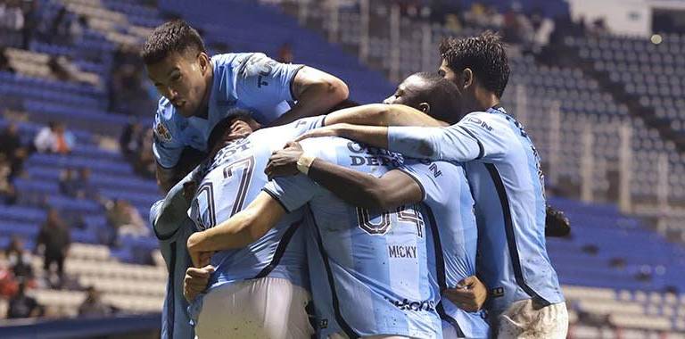 Tuzos saca el punto.