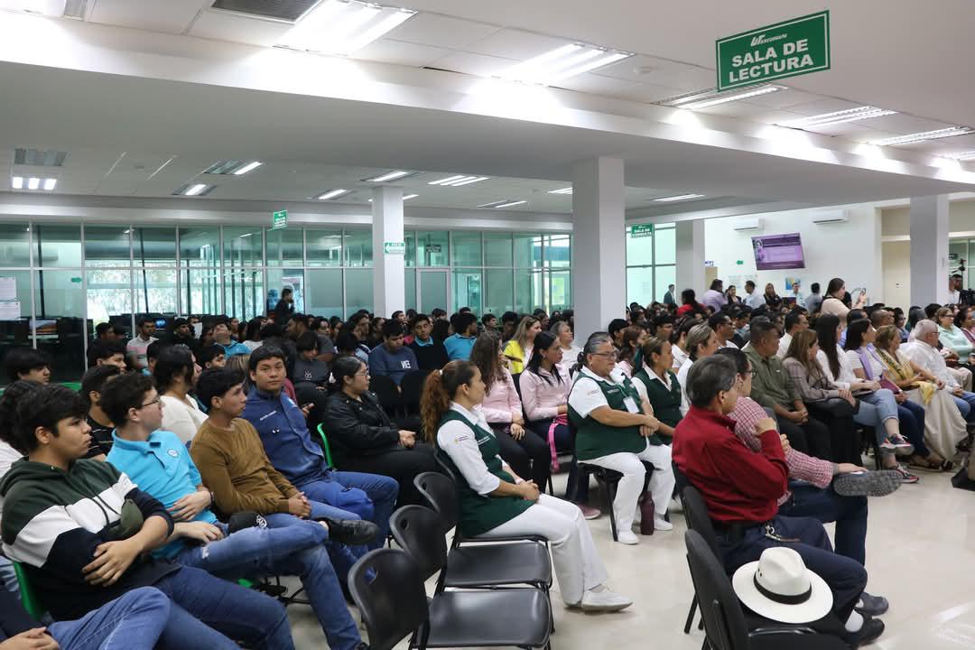 $!En Escuinapa, Diputadas comparten con estudiantes acciones legislativas por la igualdad de género