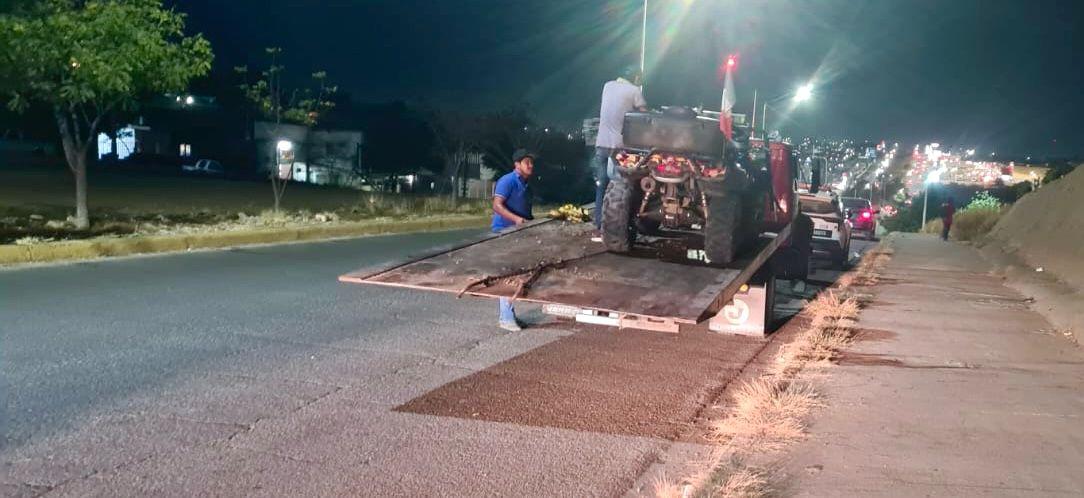 $!Asegura SSPyTM motocicletas por uso incorrecto de cascos en Culiacán