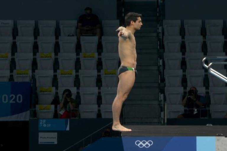 Mexicano Andrés Villarreal se mete a la semifinal de plataforma 10 metros