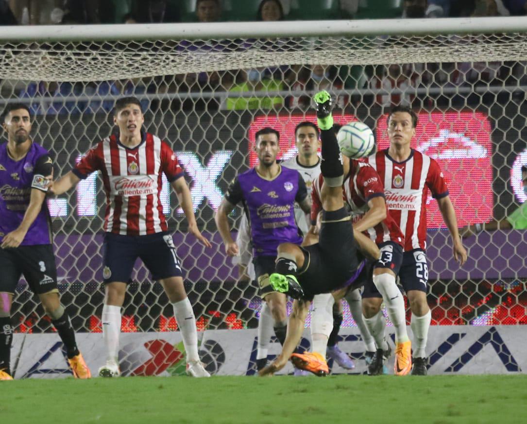 $!Mazatlán FC logra frente a Chivas su primer triunfo del Apertura