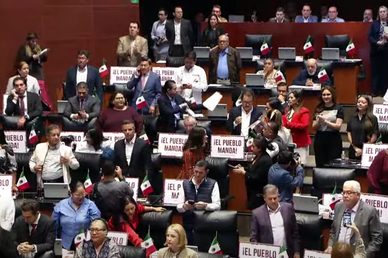 Sin legisladores opositores presentes, Senado declara constitucionalidad de reforma judicial